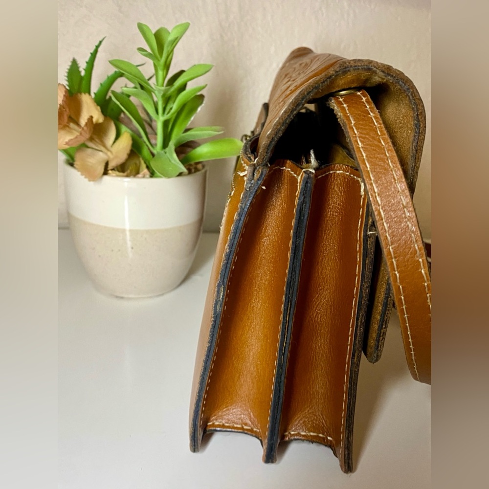 Patricia Nash Tooled Crossbody Genuine Leather - Picture 5 of 9